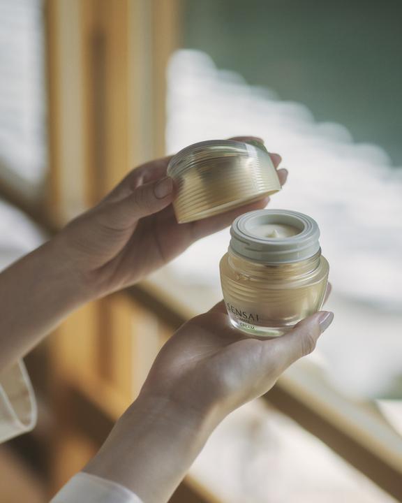 Actual product image Sensai The Cream N (40 ml, 24h cream)