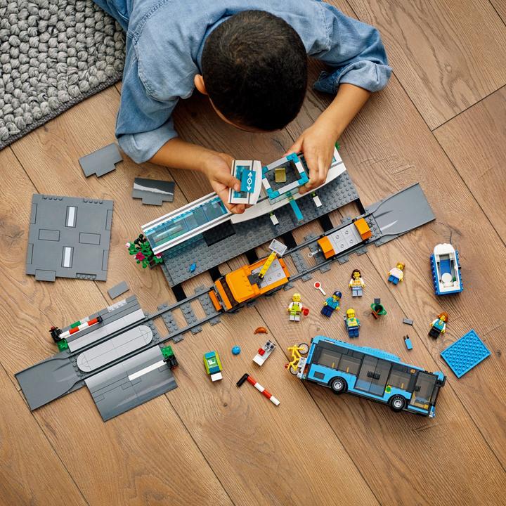 Image du produit LEGO Gare ferroviaire (60335, LEGO City)