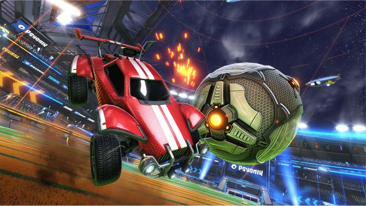 Produktbild Microsoft Xbox Series S mit kostenlosen Inhalten + digitale Währung für Fortnite, Rocket League und Fall Guys