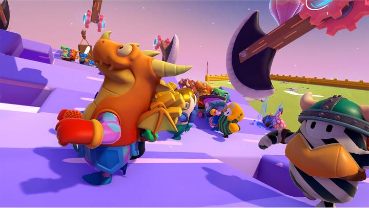 Produktbild Microsoft Xbox Series S mit kostenlosen Inhalten + digitale Währung für Fortnite, Rocket League und Fall Guys