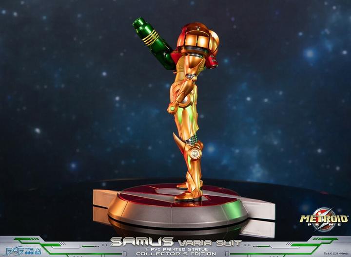 Actual product image First 4 Figures Metroid Prime PVC Statue Samus Varia Suit Collector's Edition 27 cm