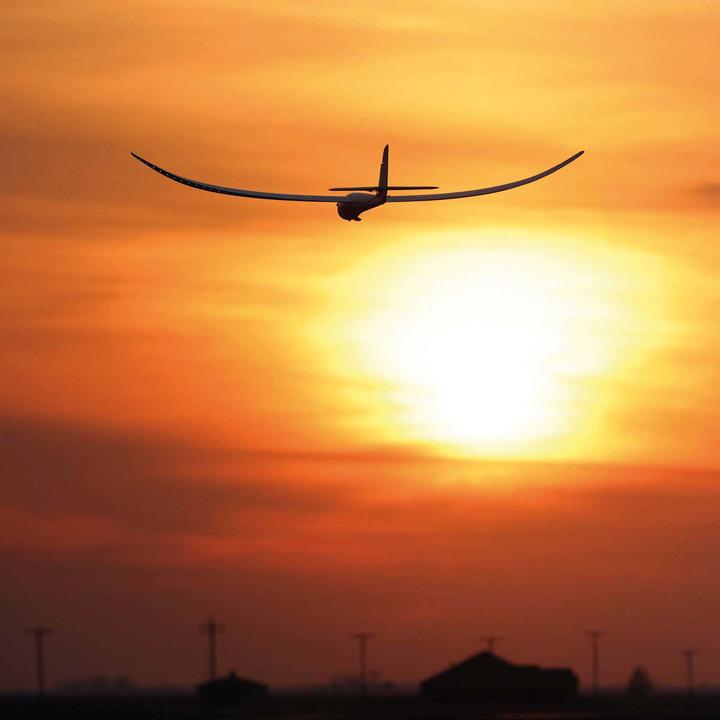 Image du produit E-Flite Night Radian 2000mm moteur électrique modèle de planeur PNP (Planeur)