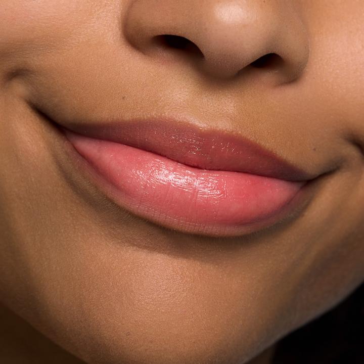 Actual product image essence JUICY BOMB glossy butter balm (Care pencil)