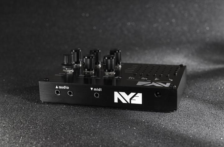 Produktbild Twisted Electrons Ay3 Mkii
