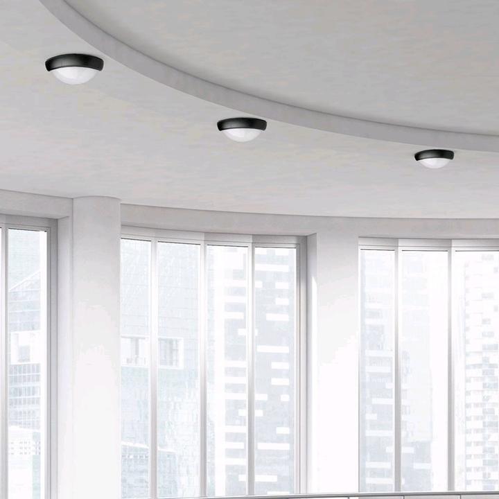 Actual product image V-TAC VT8014OVB 8W Dome Luminaire Oval Black Housing Warm White IP54 (560 lm)