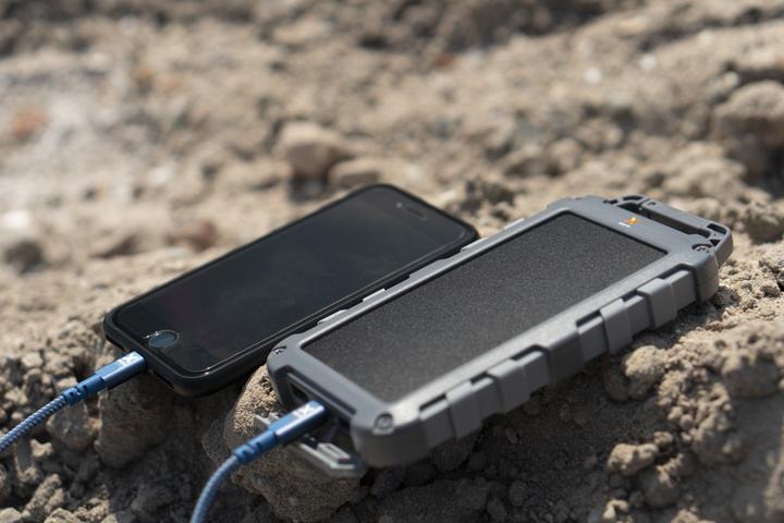 Actual product image Xtorm Fuel Series 4 (10000 mAh, 20 W, 50 Wh)