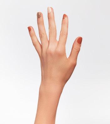 Produktbild Ardell Nail Addict Gel Nail Strips Golden Goddess 16 Stk (Rot, Beige, Gold)