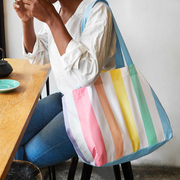 Produktbild Dock & Bay Travel Tote Bag CABANA Unicorn Waves (14 l)
