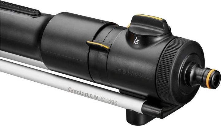 Actual product image Fiskars Zraszacz Wahadłowy Comfort M
