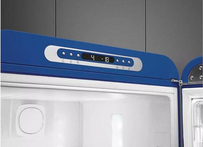 Actual product image Smeg Retro Style FAB30RBE5 (294 l)