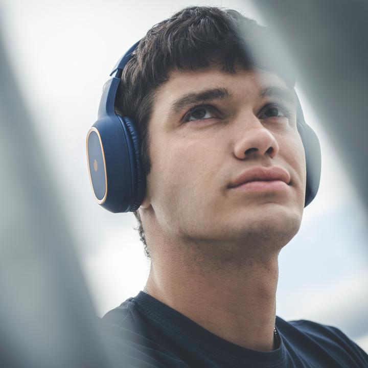 Actual product image NGS Artica pride blue (7 h, Wireless)