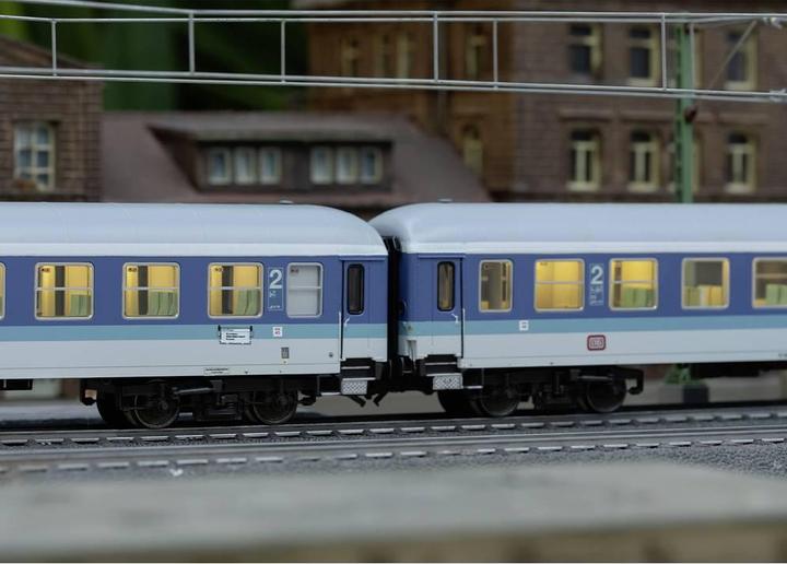 Actual product image Trix H0 T23201 InterRegio passenger coach set (Track H0)