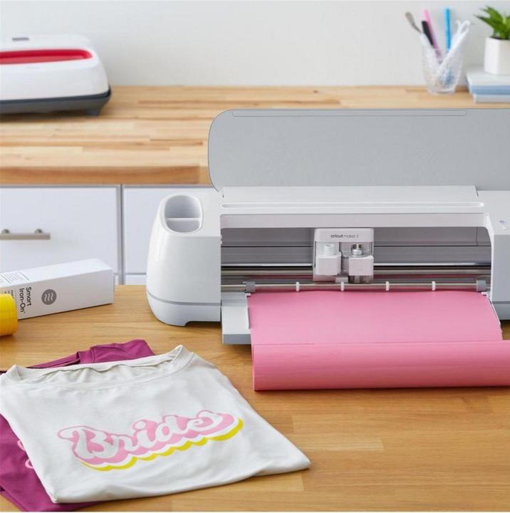 Actual product image Cricut Iron-on film Smart 33 x 273 cm, 1 piece, dark blue