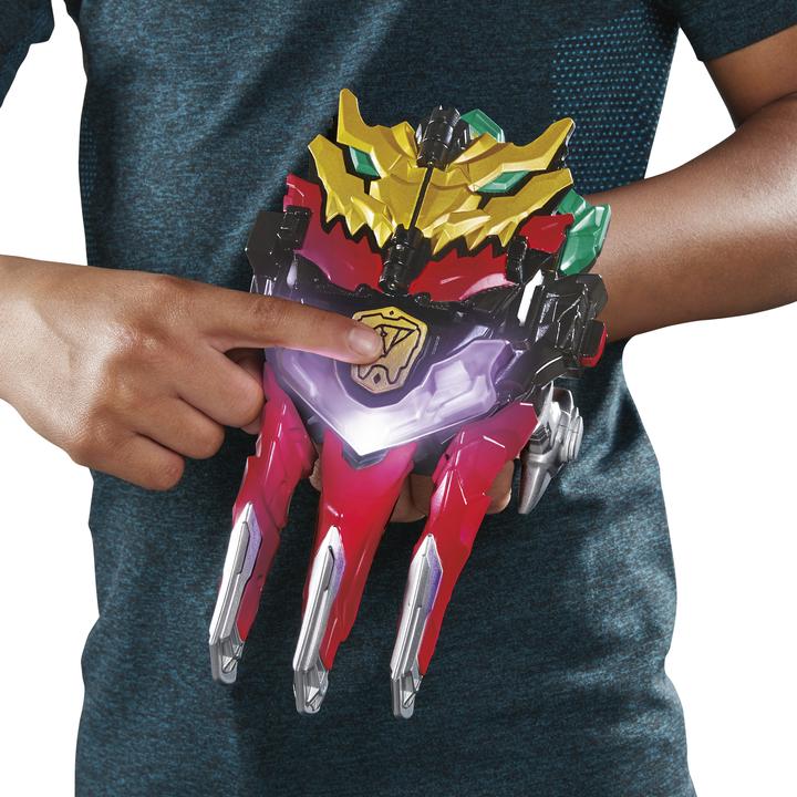 Actual product image Hasbro Power Rangers Dino Knight Morpher