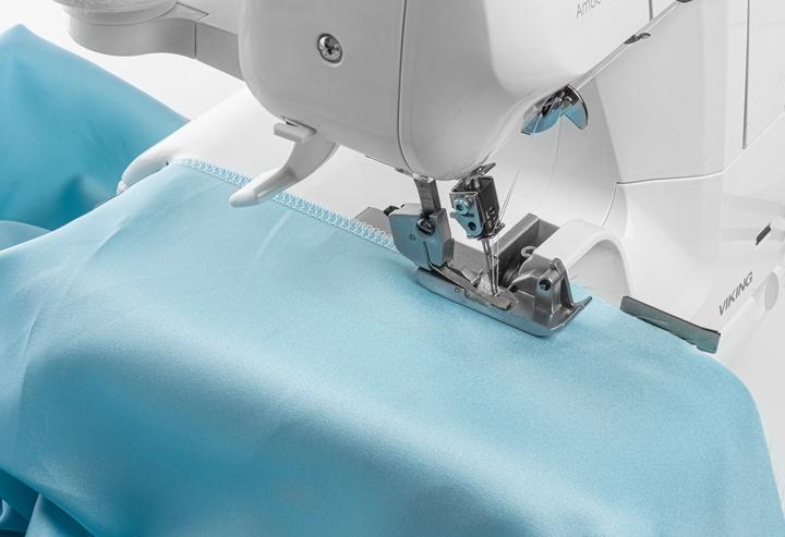 Produktbild Husqvarna VIKING Amber S100 Overlock