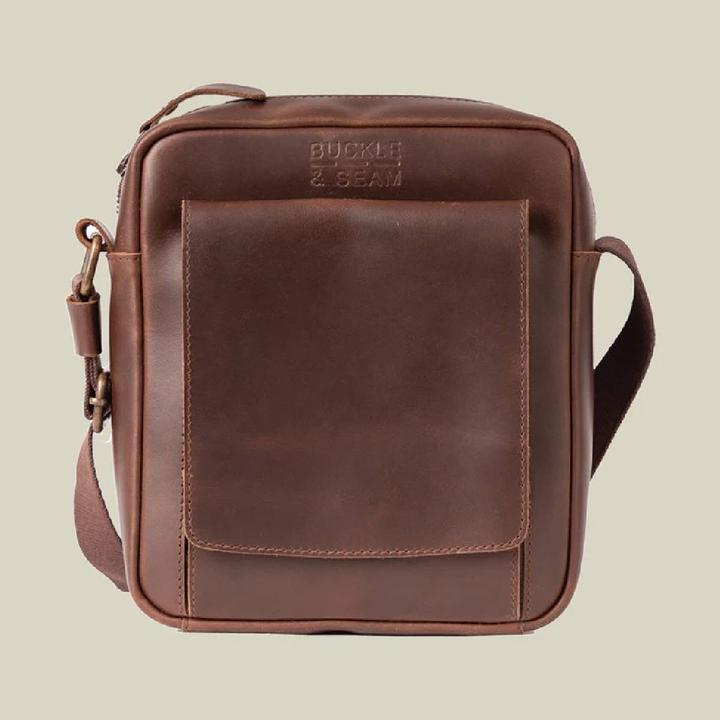 Buckle & Seam Leder Reporter Bag Collector Braun/Dots
