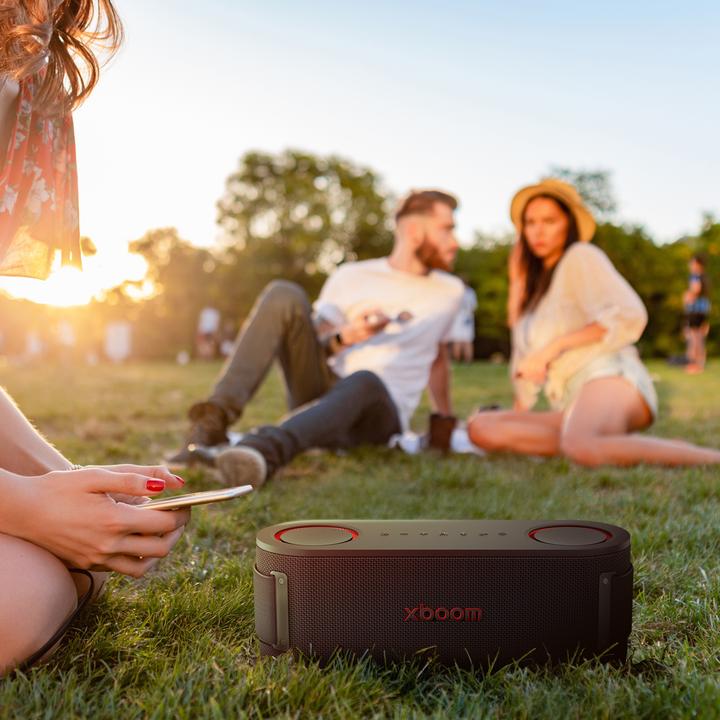 Actual product image LG Bounce.Aeuslbk (30 h, Battery operated)