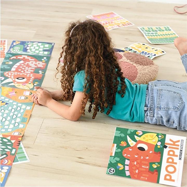 Image du produit Poppik Poster autocollant Panorama (1 poster + 520 autocollants), Dinosaures