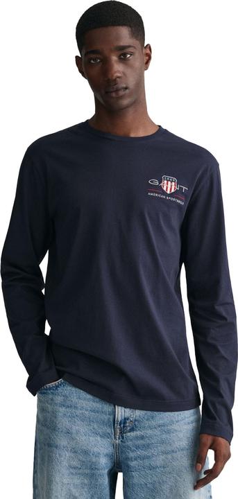 Actual product image GANT Regular Medium Archive Shield (M)
