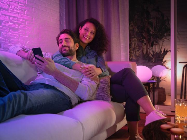 Immagine prodotto Philips Hue Starter set White & Color Ambiance (GU10, 5.70 W, 350 lm, 3 x, G)