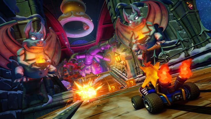 Actual product image Activision Crash Team Racing: Nitro Fueled (PS4, FR)