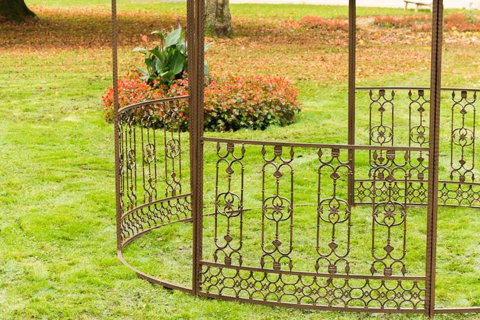 Produktbild Swisshandel24 Luxus Pavillon Romantik V2 rund 350 cm antik braun (350 cm, 350 cm)