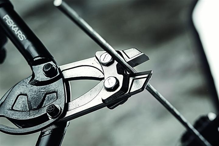 Actual product image Fiskars PowerGear bolt cutter 36cm (360 mm)