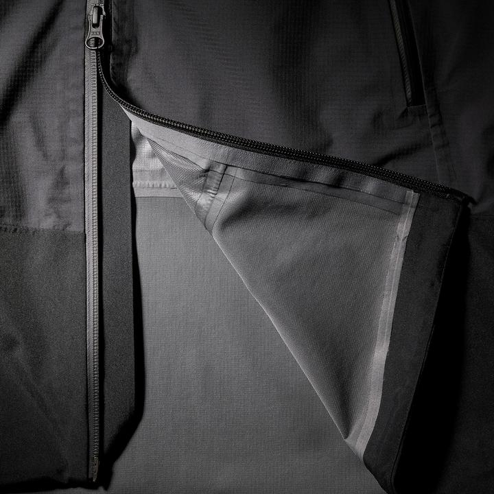 Produktbild Forclaz Regenjacke Herren wasserdicht 20.000 mm Wassersäule Trekking - MT900 schwarz (XL)