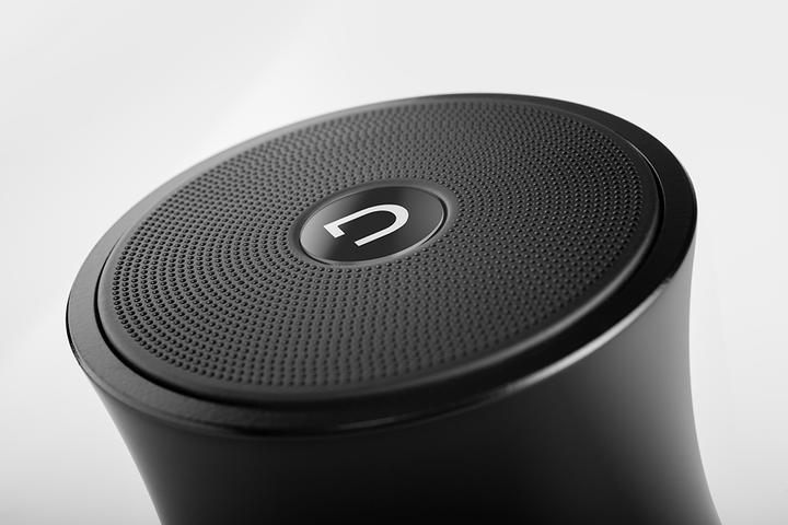 Produktbild Dockin Aktivbox D Solid Alugehäuse FM/BLU4.0/AUX/BLU4.0 blac