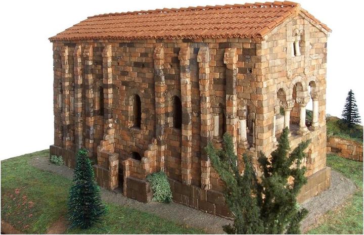 Actual product image Block Cuit. 3D ceramic model kit - Church of Santa Maria del Naranco - Asturias (11 x 18 x 26 cm)