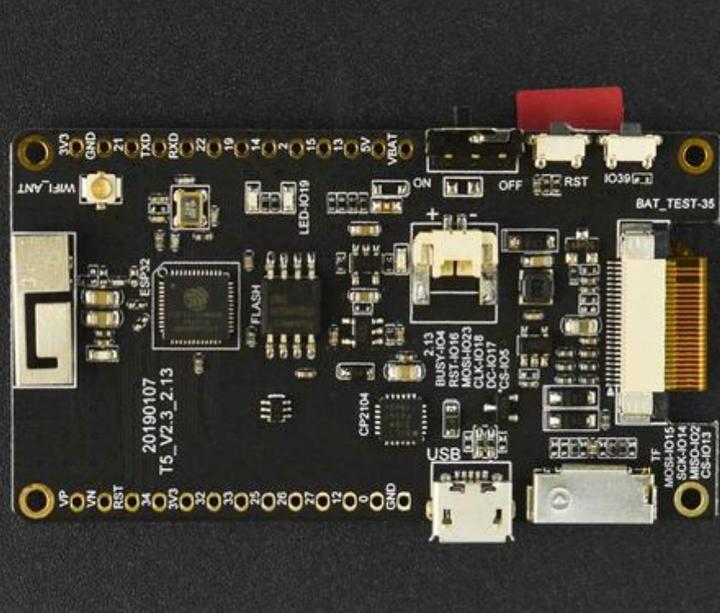Actual product image DFRobot 250x122 2.13inch Black / White E-Ink Display Module with ESP32