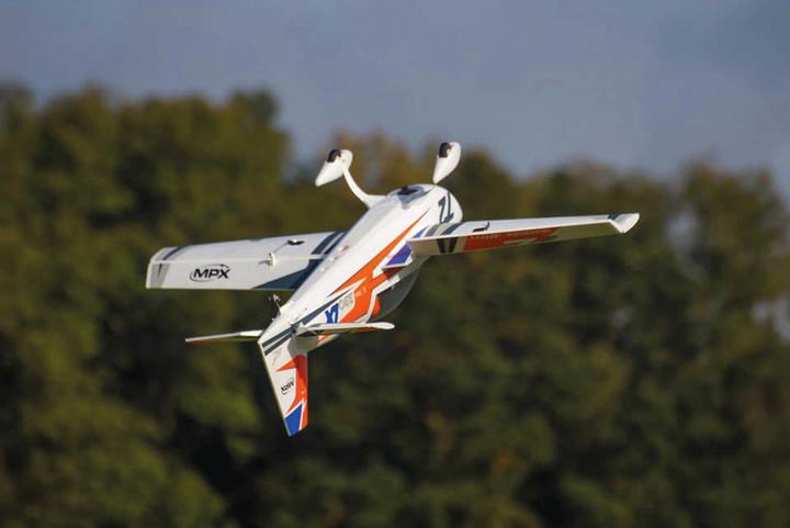 Immagine prodotto Multiplex Extra 330 LX (Acrobazia aerea)
