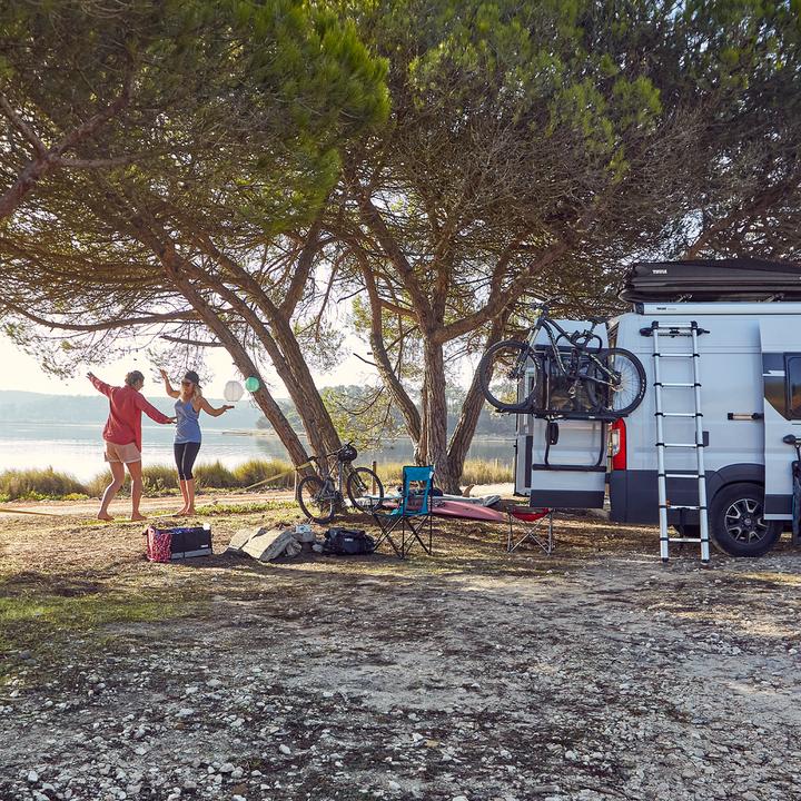 Actual product image Thule Elite Van XT - black