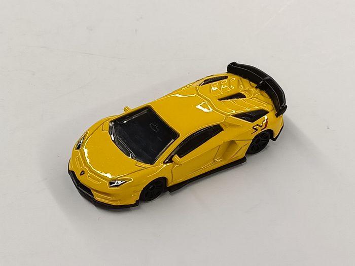 MSZ Die-cast Modell Lamborghini Aventador SVJ, 1:64, ast 2