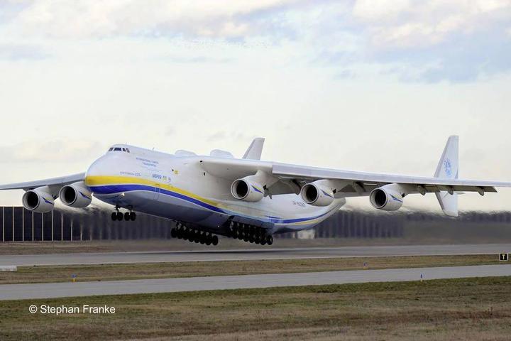 Actual product image Revell Antonov AN-225 Mriya