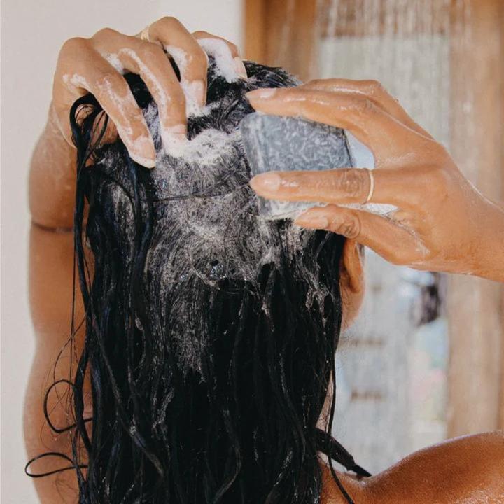 Actual product image Green Room Suds Fresh (720 ml, Solid shampoo)