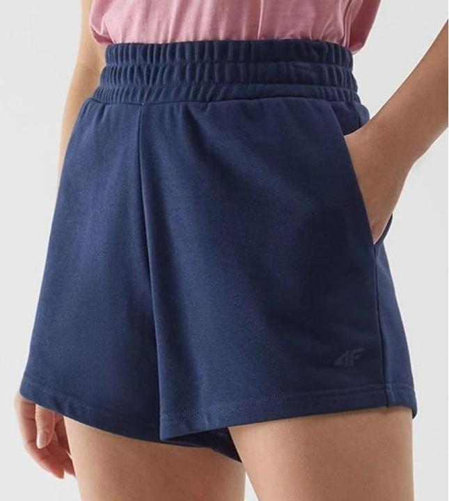 Actual product image 4F Shorts (L)
