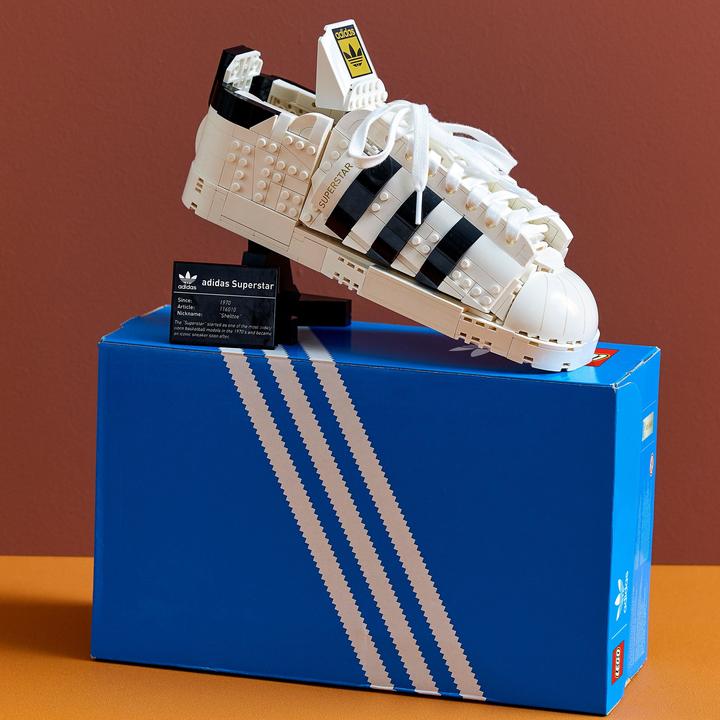 Productafbeelding LEGO Adidas Originals Superstar (10282, LEGO Icons)