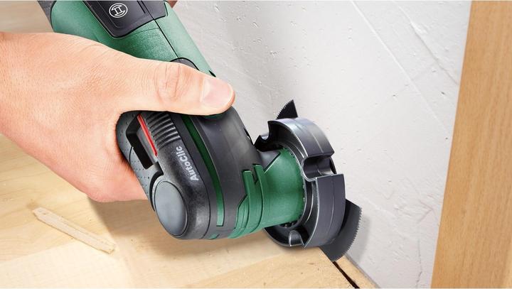 Actual product image Bosch Home & Garden AdvancedMulti 18 without battery and charger