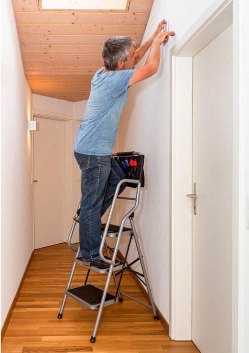 Produktbild Tedura Sicherheitsleiter 3 Stufen (Trittleiter, 135 cm)