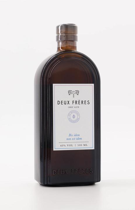 Actual product image Deux Frères Dry Gin (1 x 50 cl)
