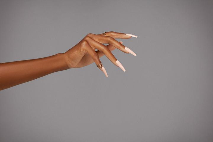 Actual product image Ardell Nail Addict Colored Nude Pink 28 Stk (Artificial nails, Nude)