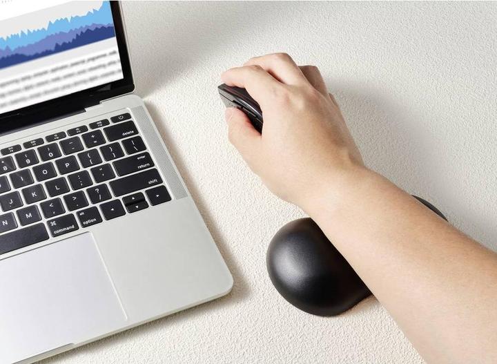 Actual product image Renkforce RF-PWR-380 Wrist rest Ergonomic Black