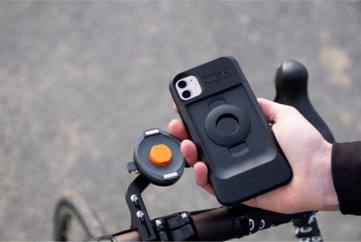 Produktbild Tigra Fitclic Neo Bike Kit Apple iPhone 11