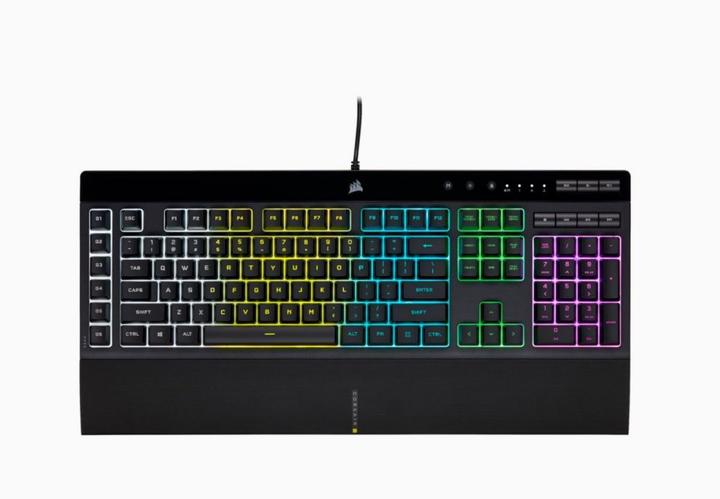 Produktbild Corsair K55 RGB Pro (US, Kabelgebunden)