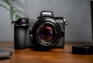 Immagine prodotto Voigtländer Ultron 75mm / 1.9 S.C. VM nero (Leica M)