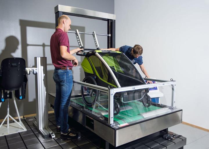 Actual product image Thule Chariot Cab 2