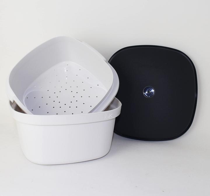 Actual product image Tupperware Colander with insert