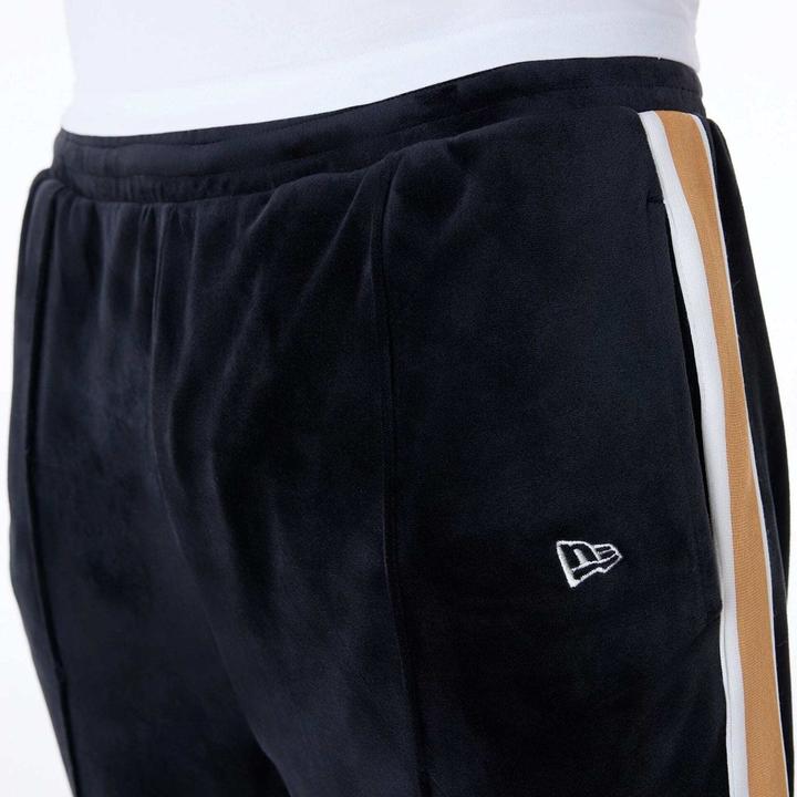 Produktbild New Era Jogginganzug aus Velours New York Yankees Track (XL)