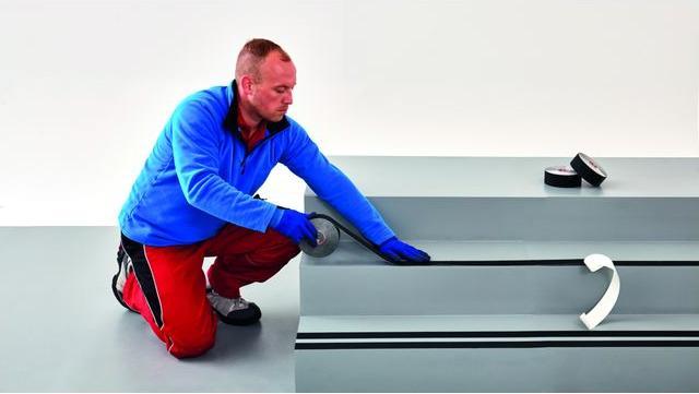 Image du produit tesa Anti-Rutsch Klebeband extra stark,18x50mm, schwarz (50 mm)